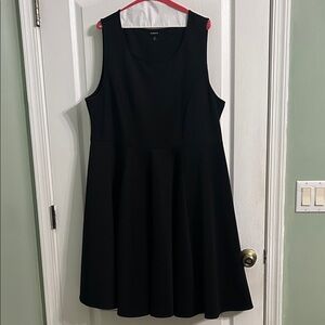 Torrid 2 Chic Black Sleeveless Dress